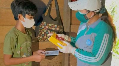 Dihadiahi HP Untuk Belajar Online, Melandri Mengaku Senang