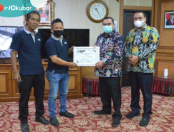 Dinilai Aktif Lestarikan Budaya, FX Yapan Terima Penghargaan dari JMSI Kaltim