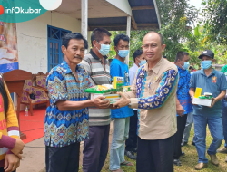 Pemkab Kubar Serahkan Bantuan Kepada Petani di Intu Lingau, Sebagai Stimulus Penguatan Sektor Pangan