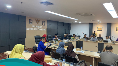 Pemkab Kukar Bersama UGM Gelar Rapat Rencana Pengembangan Kawasan Pertanian Terintegrasi