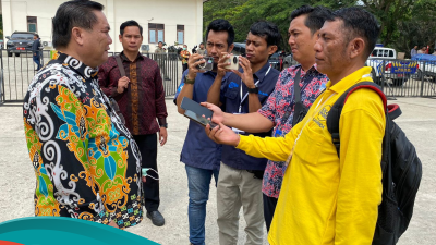 Soal Jokowi ke Kubar, FX Yapan: Itu Undangan Pemkab, Bukan Politik