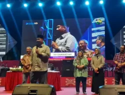 Mengayuh Waktu Membangun Kukar, Buku Kedua Edi Damansyah Diluncurkan