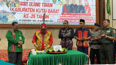 Gelar Syukuran HUT ke-25 Kubar, Bupati Ajak Masyarakat Berkarya untuk Kemajuan Daerah