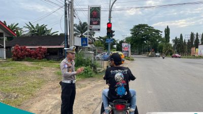 Satlantas Polres Kutai Barat Gelar Pamtur Lalin Pagi dan Sosialisasi Tertib Berlalu Lintas