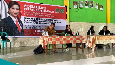 Gelar Sosper di Kampung Mencimai, Anggota DPRD Kaltim Yonavia Dorong Penguatan Ketahanan Keluarga