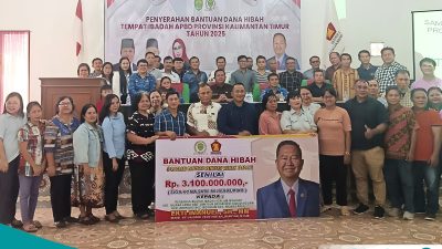Dana Hibah Tempat Ibadah Tiga Segmen Diserahkan, Ekti Terus Kawal hingga Pencairan