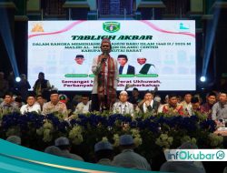Tabligh Akbar Dihadiri Ribuan Jamaah, UAS Ajak Masyarakat Kutai Barat Perkuat Ukhuwah Islamiyah